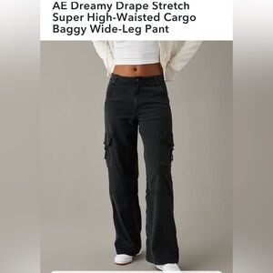 AE Dreamy Drape Stretch Super High-Waisted Cargo Baggy Wide-Leg Pant